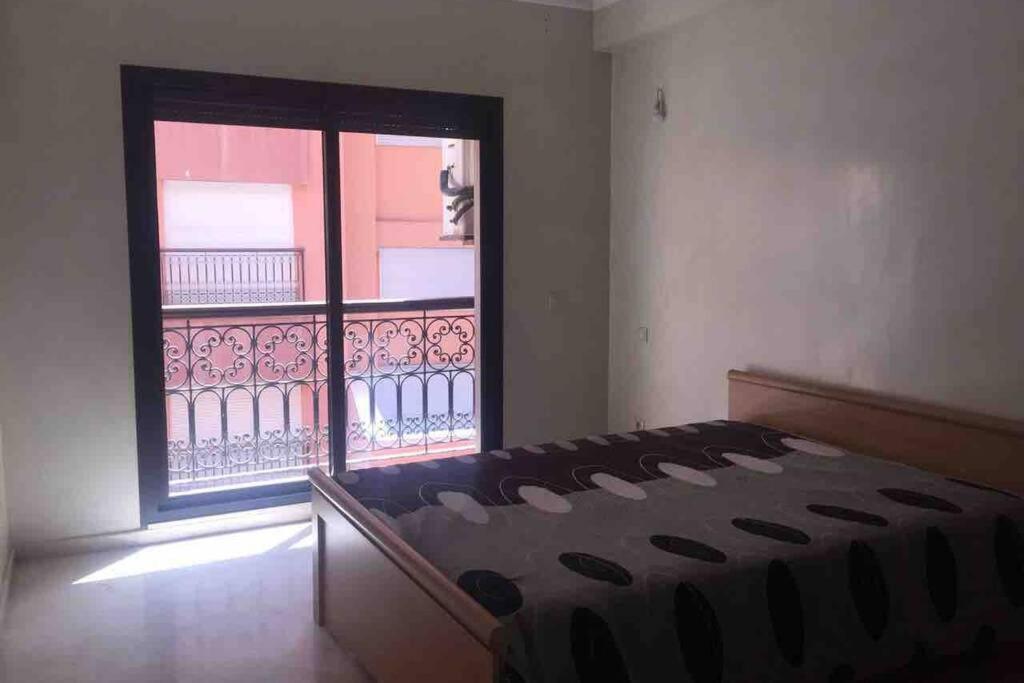 Appartement Tout Confort Avec Possibilite Transport Aeroport Marrákes Kültér fotó