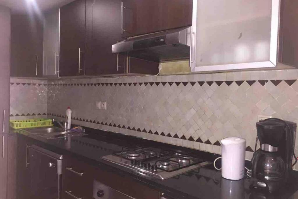 Appartement Tout Confort Avec Possibilite Transport Aeroport Marrákes Kültér fotó